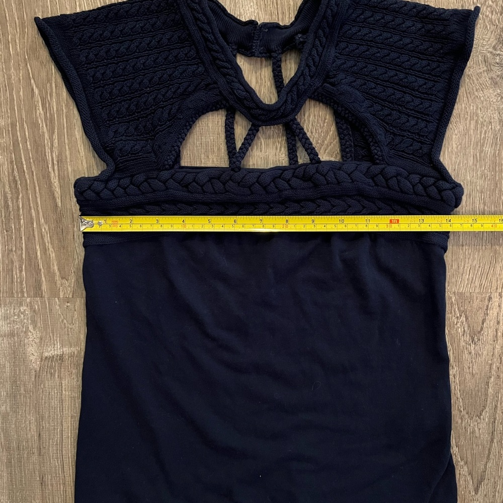 Sita Murt crochet mock neck top - Picture 9 of 11